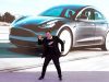 Илон Маск не смог выполнить свое обещание из-за 450 непроданных Tesla