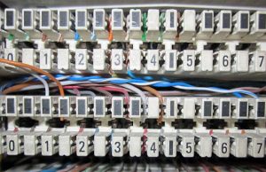 Для чего нужна патч панель?